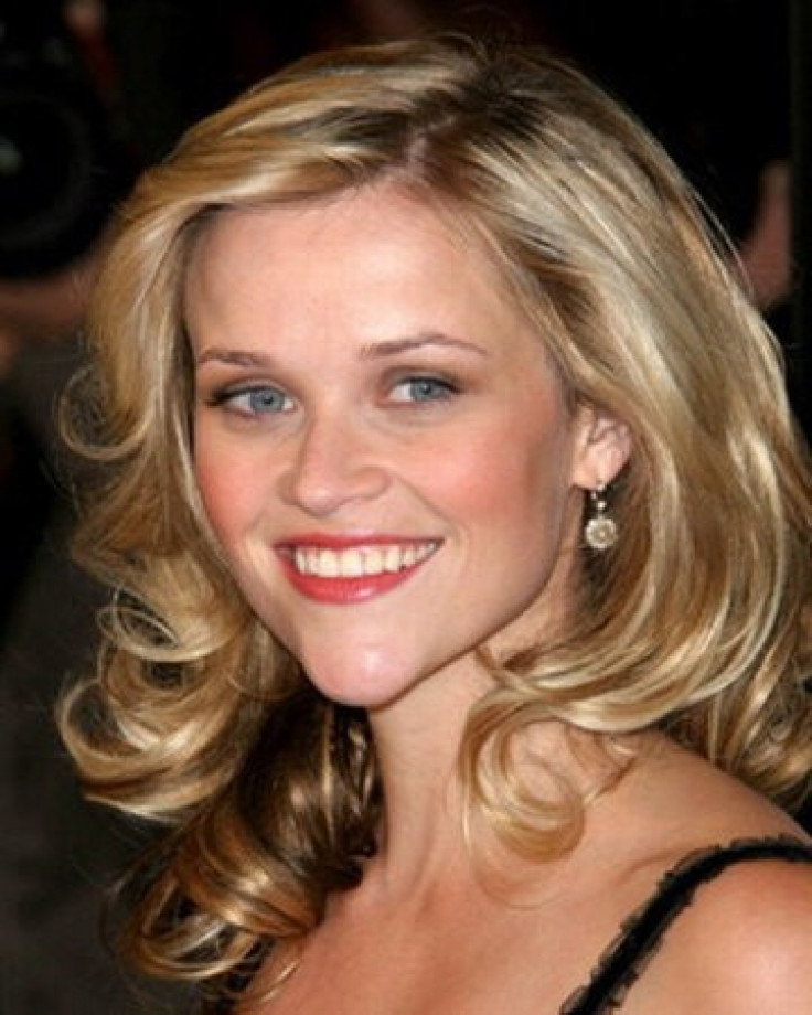 Reese Witherspoon has been hospitalized after a car accident.
