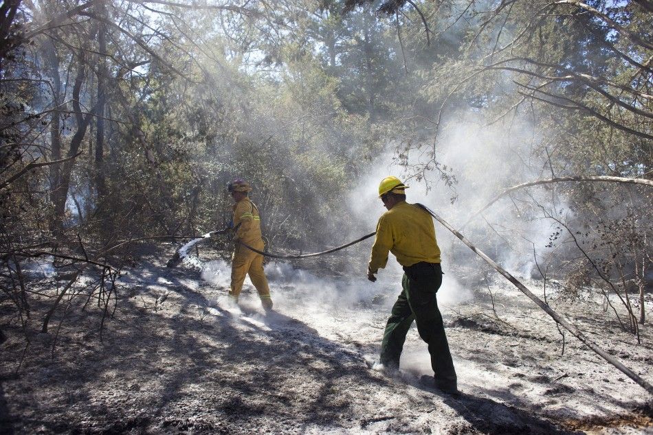 Texas Crew Gaining Control Over Wildfire