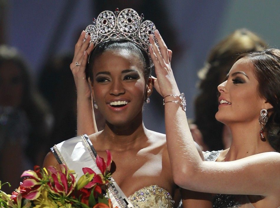 Leila Lopes becomes the first Miss Universe from Angola Photos