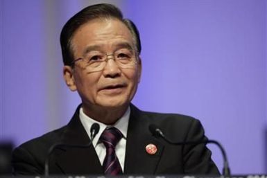 China's Premier Wen Jiabao delivers a speech at the opening ceremony of WEF meeting in Dalian