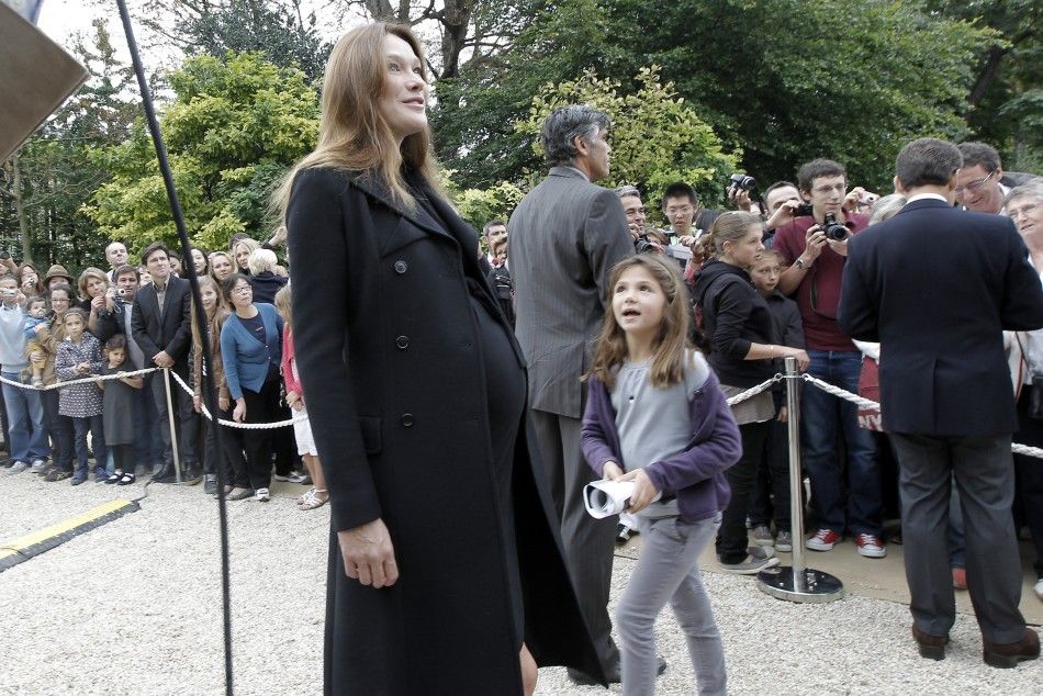 Carla Bruni Makes First Public Appearance Since her Pregnancy
