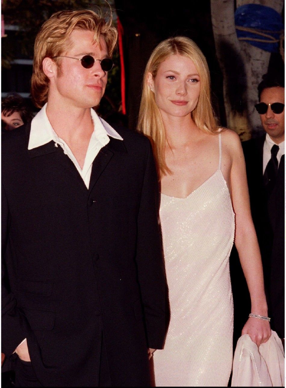 PITT AND PALTROW ARRIVE AT OSCARS