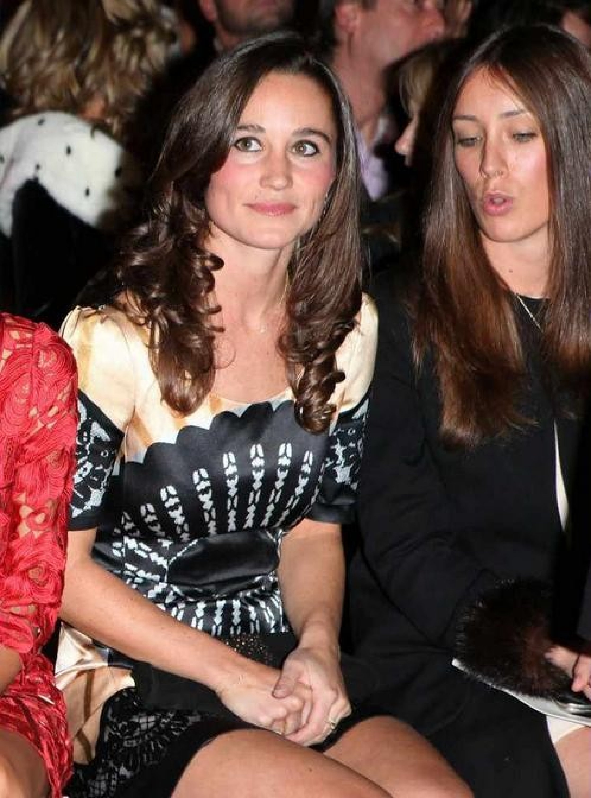 Pippa Middleton was spotted at the Temperley fashion show in London Fashion week, where she was photographed seating next to Rosario Dawson. 