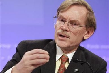 World Bank President Zoellick speaks during an opening news conference of the annual meetings of the International Monetary Fund (IMF) and World Bank in Washington