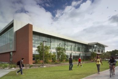 California State University Student Recreation Center / Cannon Design
