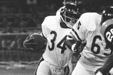 FILE PHOTO OF WALTER PAYTON IN ACTION.