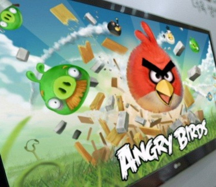 iPhone and iPad speaker docks based off characters from the hit mobile game Angry Birds will be released this fall. All systems will be available for under $100.
