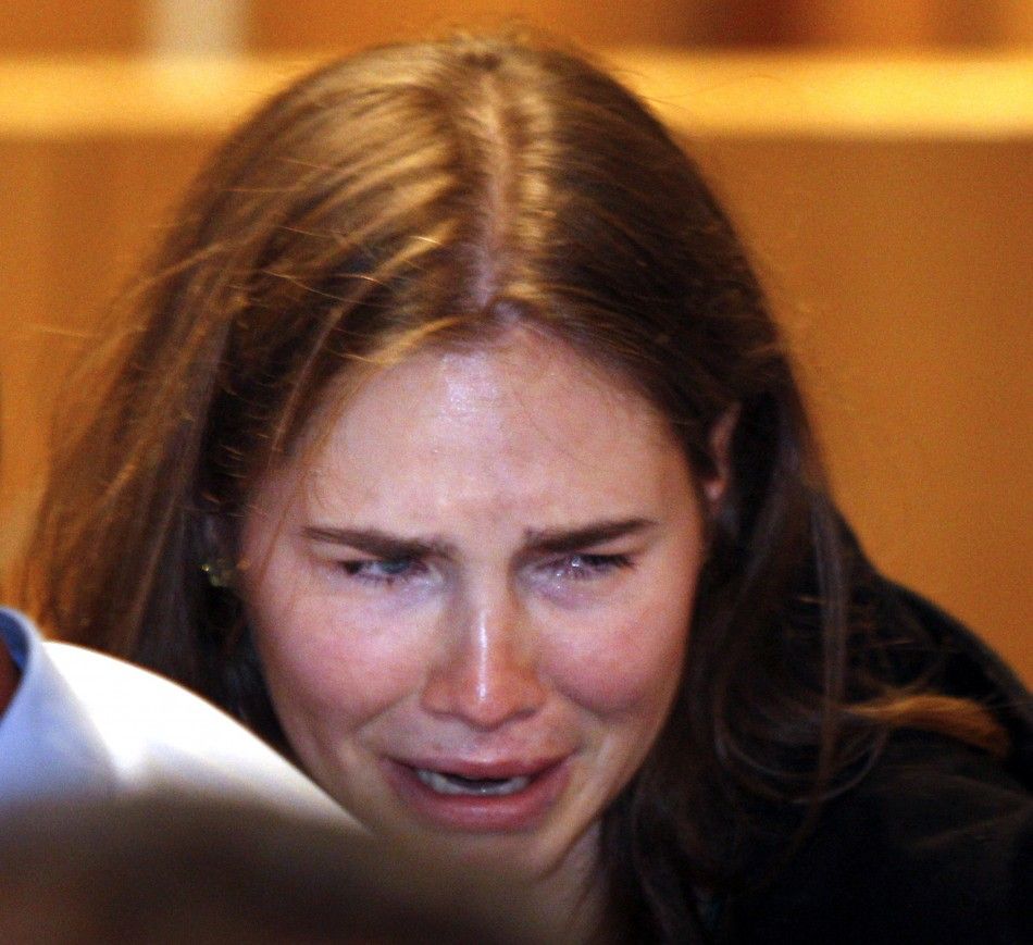 Amanda Knox Prison Life Accused Killer Believed She Was HIV Positive Amanda Knox Prison Life Accused Killer Believed She Was HIV Positive