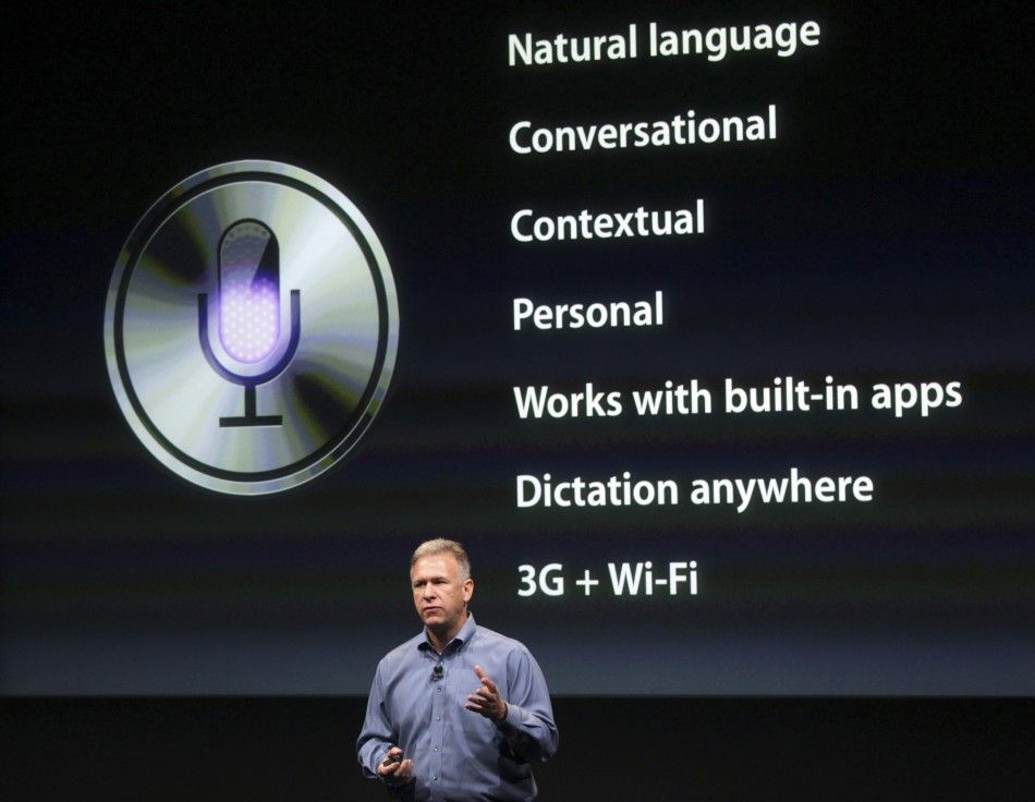 Philip Schiller, Apples senior vice president of Worldwide Product Marketing, speaks about Siri voice recognition and detection on the iPhone 4S at Apple headquarters in Cupertino, California