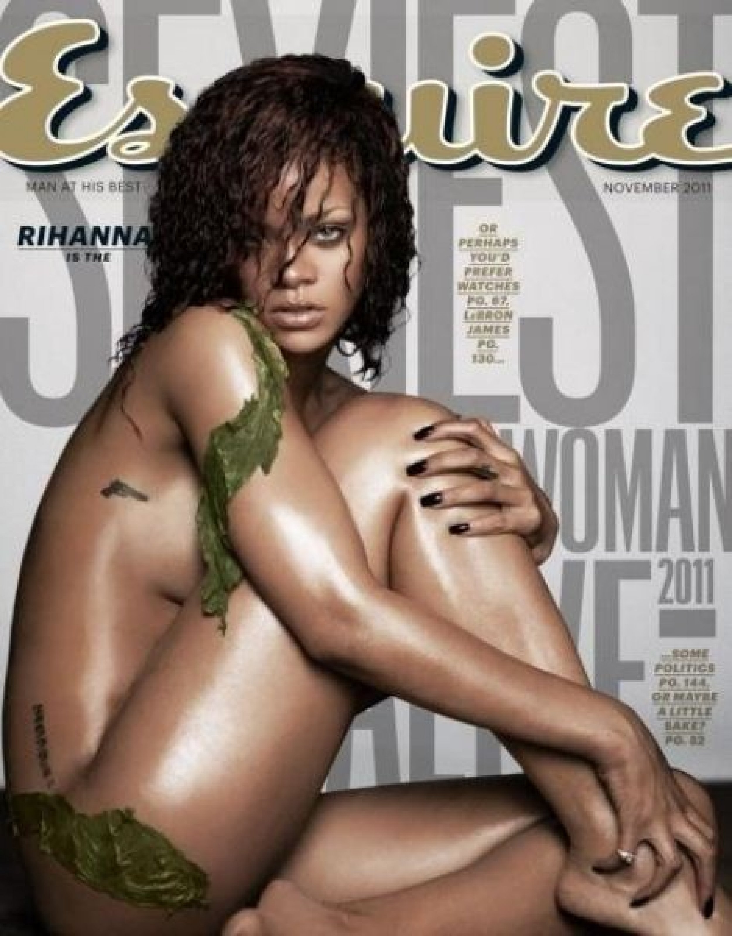 Rihanna named the quotSexiest Woman Alivequot by the Esquire Magazine