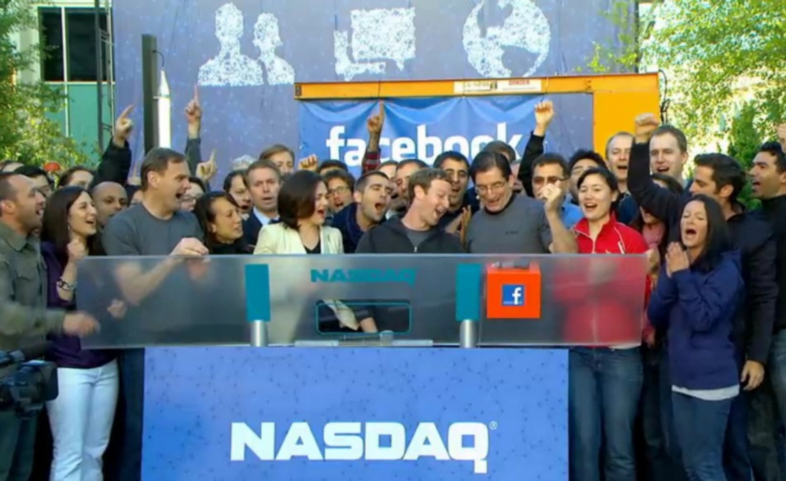 Facebook IPO Mark Zuckerberg Celebrates With Employees As Nasdaq Begins Trading