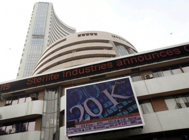 India's benchmark share index is displayed on the facade of the Bombay Stock Exchange (BSE) building in Mumbai October 29, 2007. India's main share index crossed 20,000 for the first time on Monday, boosted by strong overseas markets and led by gains in R