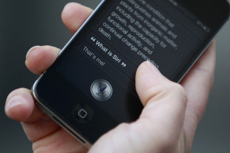 Is Siri headed to iPad and  iPod Touch? 