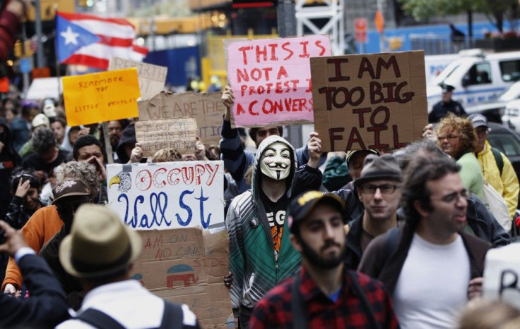 Occupy Wall Street Eviction: Protesters Remain Peaceful, Will the NYPD?