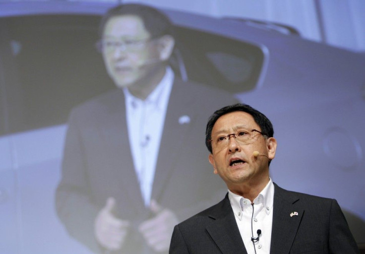 Japan&#039;s Toyota Motor Corp President Akio Toyoda speaks during a joint news conference with Salesforce.com Chief Executive Officer Marc Benioff in Tokyo May 23, 2011.