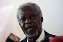 UN special envoy Kofi Annan is to meet Syrian President Bashar al-Assad in Damascus in an effort to salvage his peace plan