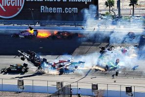 Dan Wheldon's Indy 300 crash