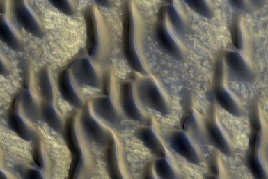 Martian Glass Indicates Water, Possibly Life, On The Red Planet