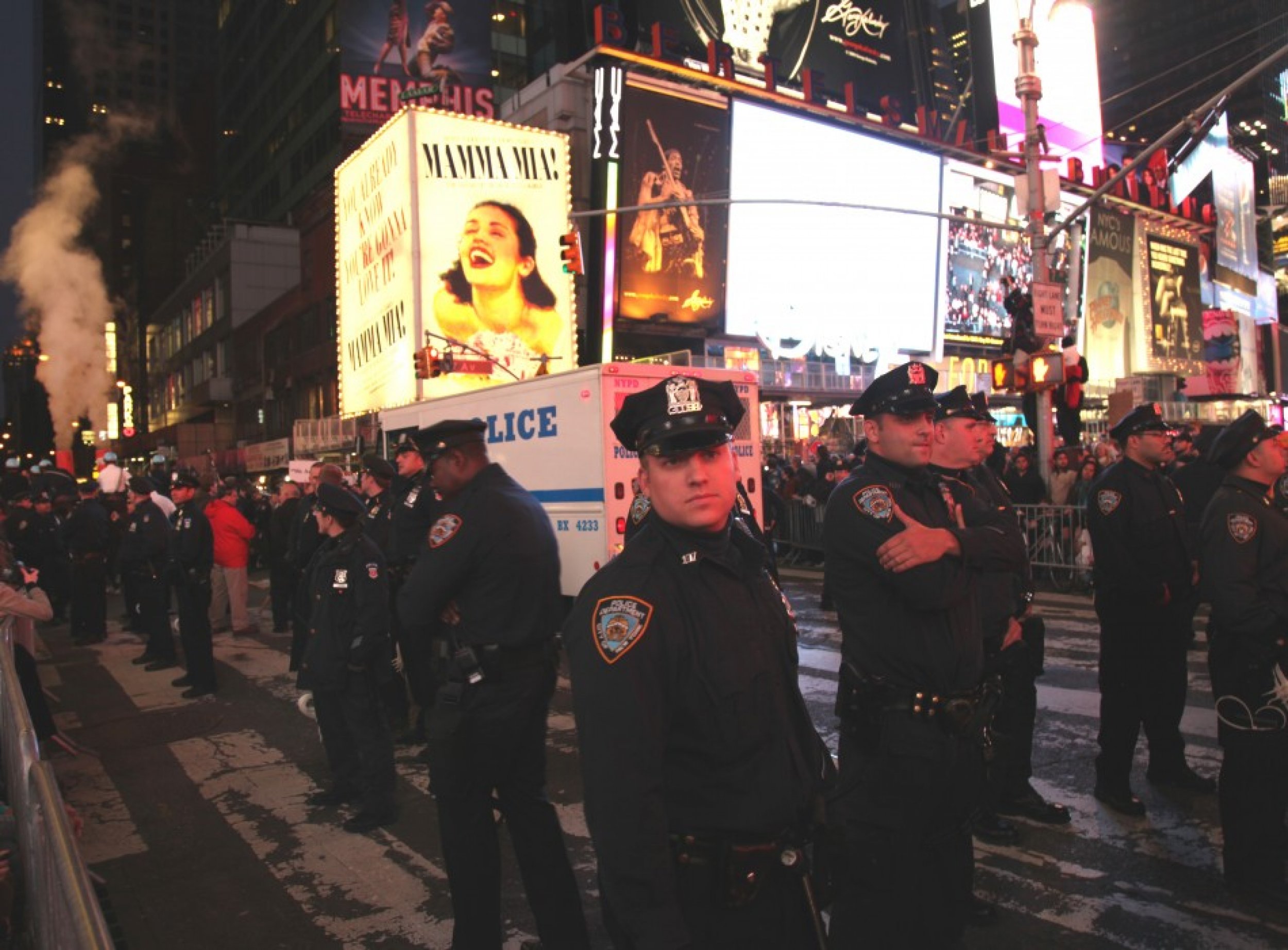 Officers and paddy wagon in Times Square