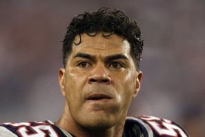 Junior Seau died today at age 43.