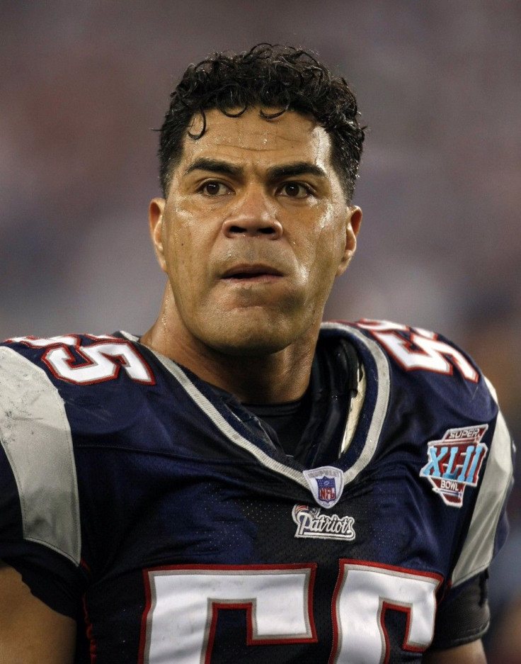 Junior Seau died today at age 43.