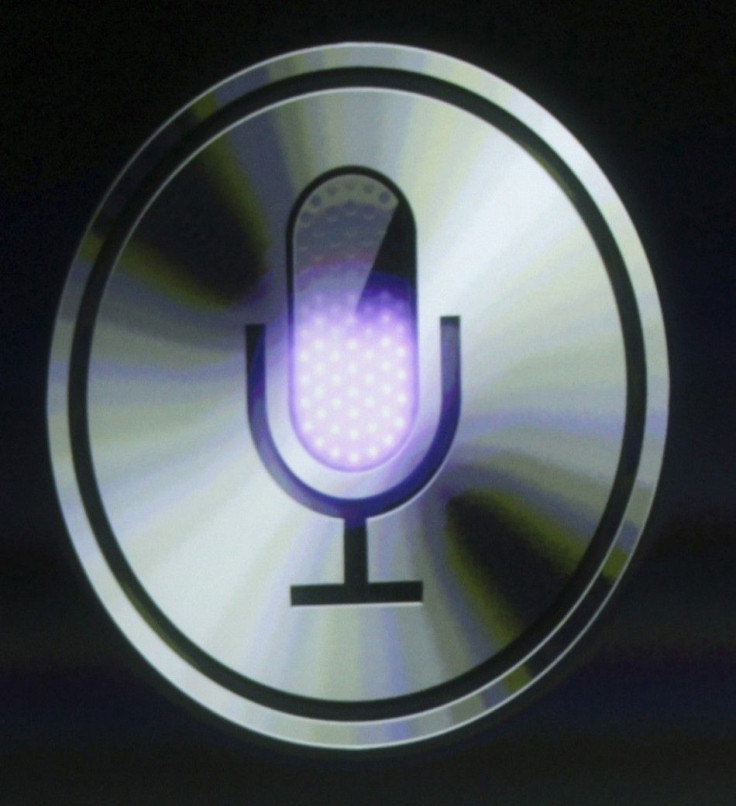 2. Siri Allows Hacking into Your E-mail and Texts: How to Stop it