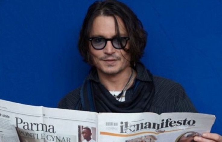 Johnny Depp Reading Il Manifesto