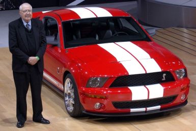 Carroll Shelby with new Mustang at the 2005 New York International Auto Show.