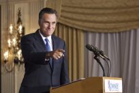 Romney and RNC Raise Over $40M in April, Almost Catching Up to Obama