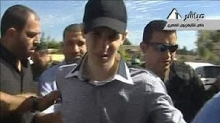 Egypt&#039;s Nile TV showed footage of Sgt Shalit being handed over