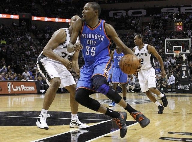 A win for the Thunder would tie up the Western Conference Finals at 2-2.