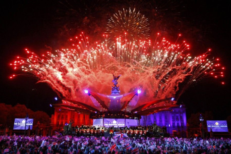 Diamond Jubilee Concert Highlights:  Stevie Wonder, Paul McCartney, Fireworks & More [VIDEO, PHOTOS] 