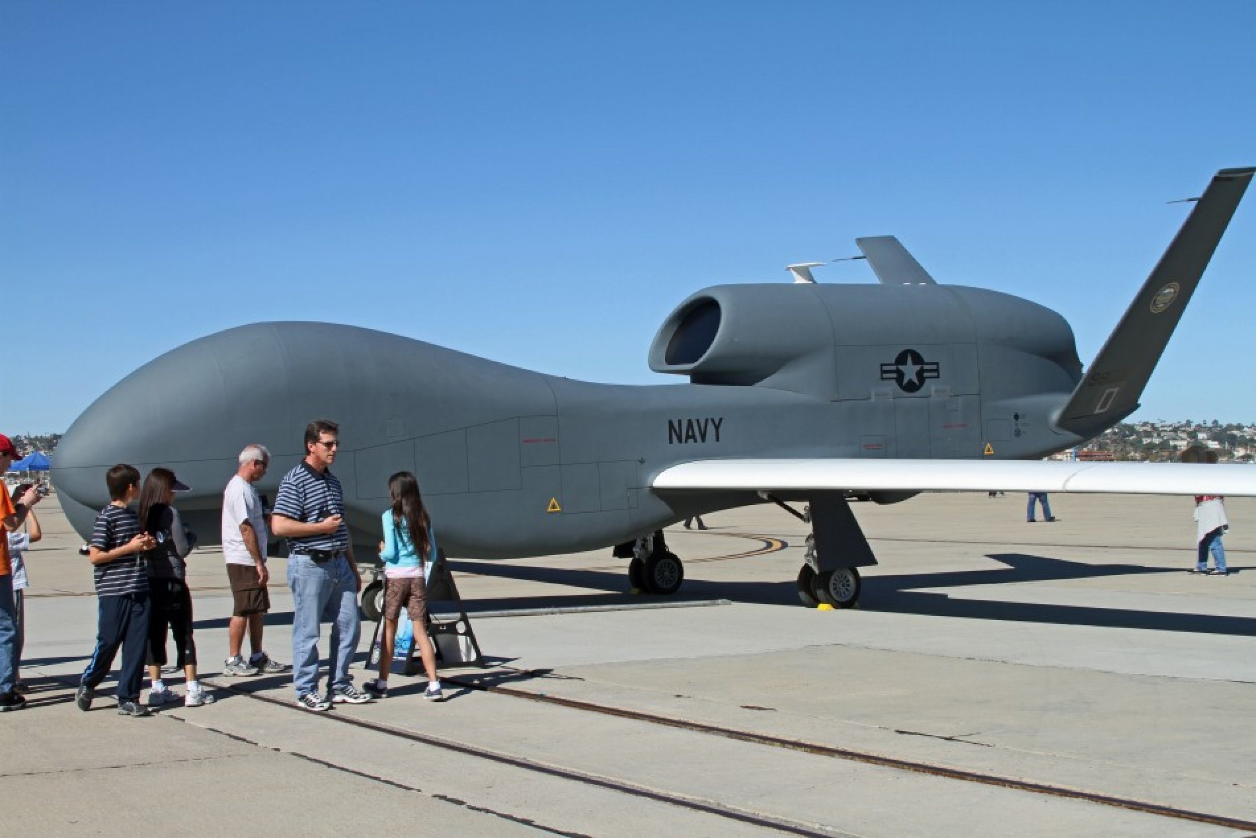 Rq 4b. Northrop Grumman RQ-4a Global Hawk. Grumman RQ-4a. RQ-4 Global Hawk. Самолет Northrop Grumman RQ-4.