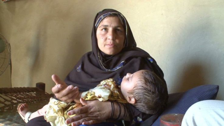 Mother and child in Pakistan