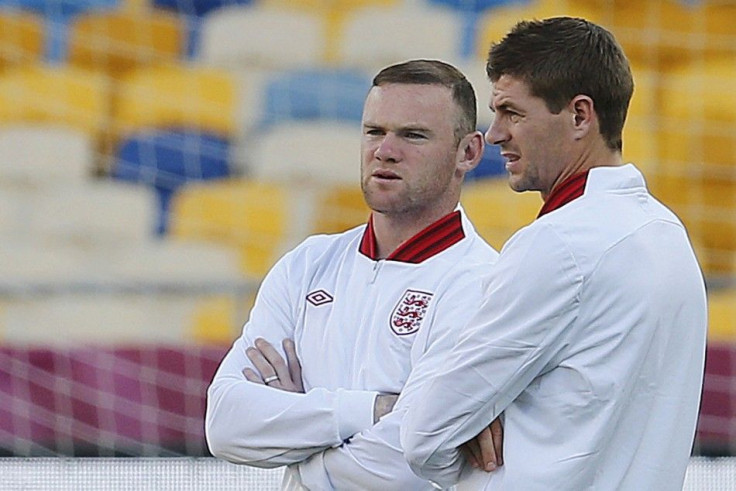 Wayne Rooney (L) and Steven Gerrard