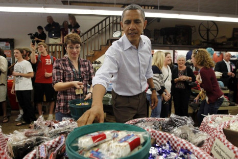 Obama Shops for Halloween Treats