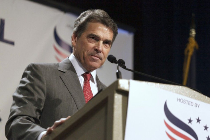 Texas Governor Perry speaks at the Iowa Faith & Freedom Coalition&#039;s Presidential Forum in Des Moines