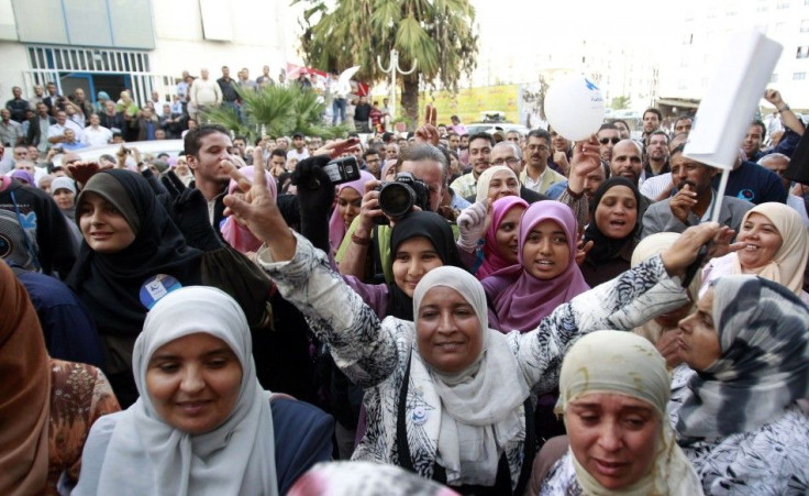 Supporters of the Islamist Ennahda movement