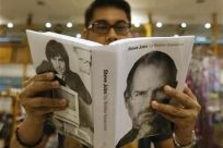 Amazon Lists Steve Jobs Bio as 2011's Bestseller