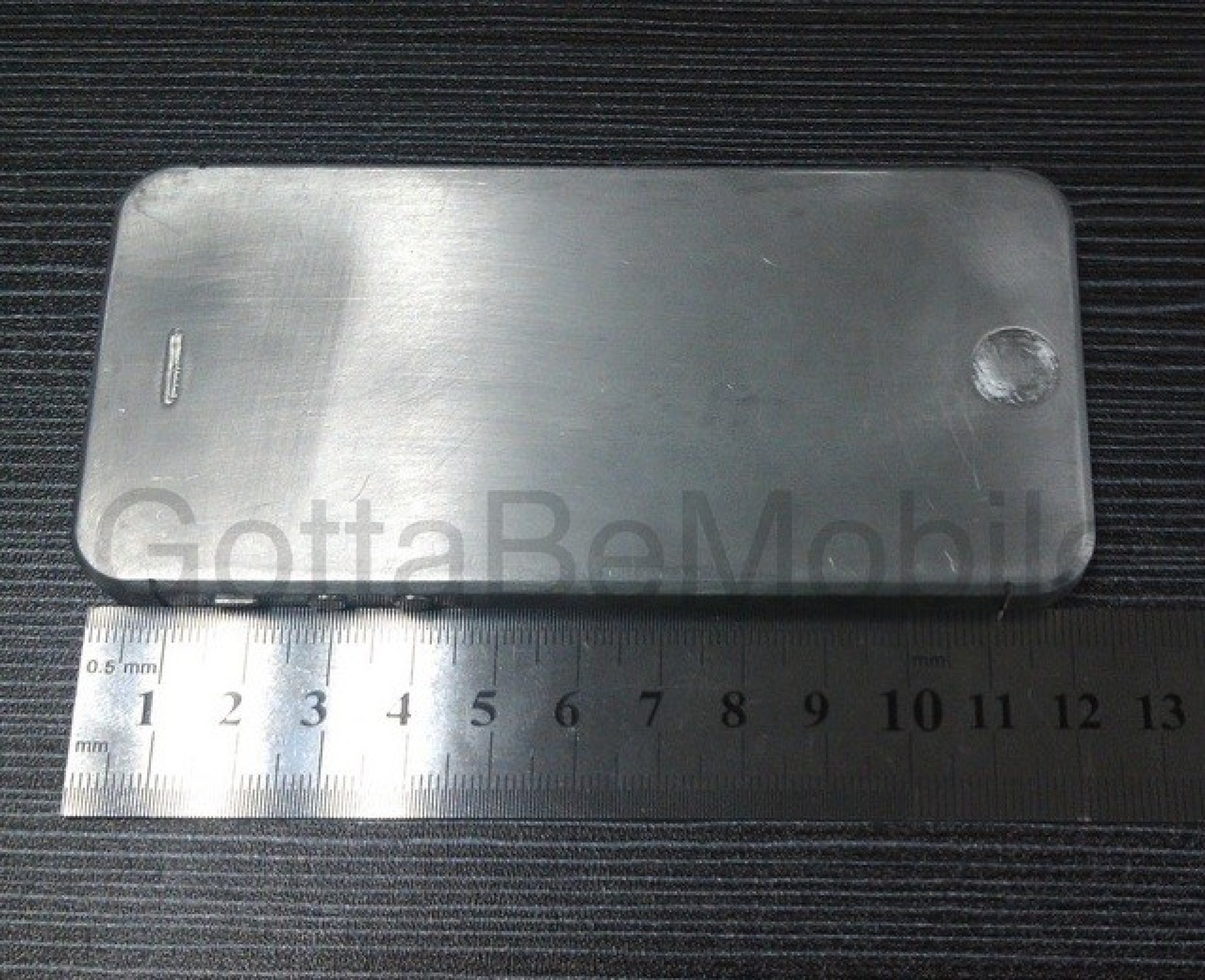 Apple iPhone 5 New Metal Mockup Matches Previously Rumored Features, Specs And Schematics PICTURES