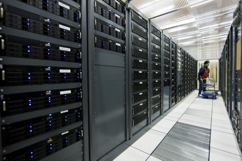 Cloud storage centres