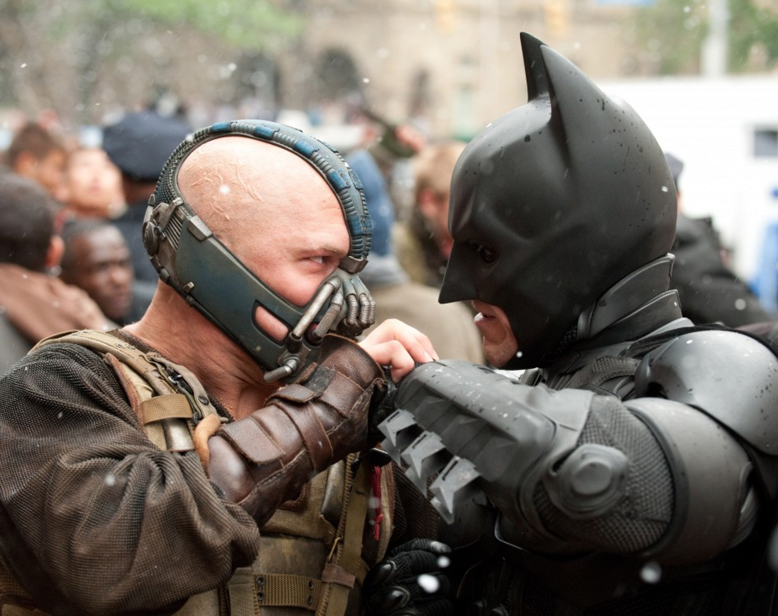 Mask Muffles Voice Of Bane In The Dark Knight Rises