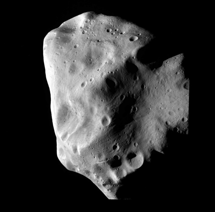 Asteroid 21 Lutetia at closest approach