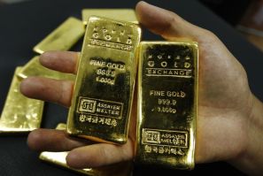 Gold Steadies Above $1,600 Per Ounce As Euro, Stocks Soften