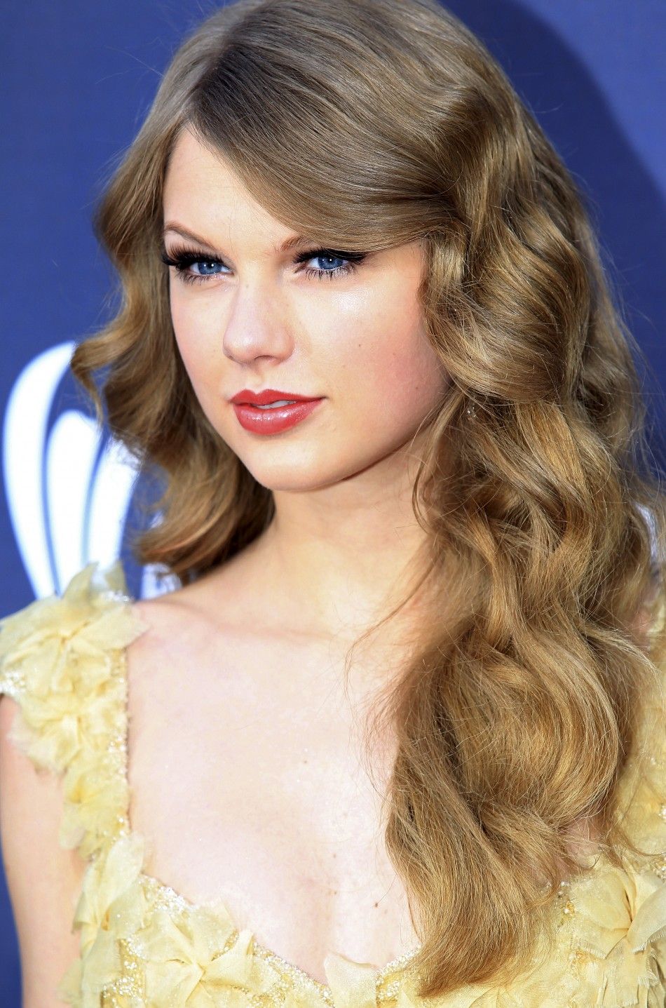 Celeb Jihad The Smut Site with Topless Photo of 'Taylor Swift' Offers Compromise IBTimes