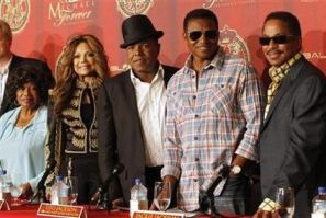 Michael Jackson family members plan tribute concert