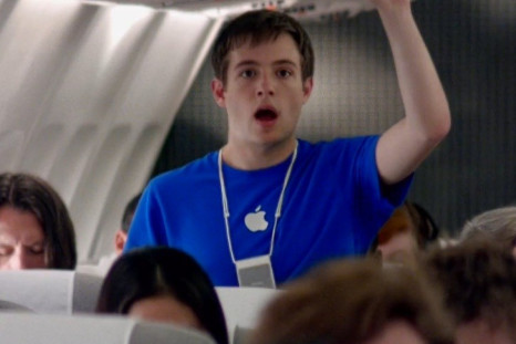 Apple, Without Steve Jobs, Loses Marketing Touch: New 'Genius' Ads For Mac Lack Style, Substance
