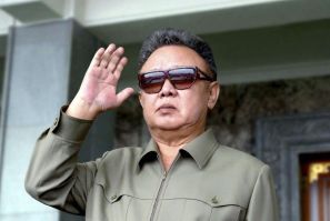 North Korean leader Kim Jong-il looks at soldiers taking part in a military parade in Kim Il-Sung Square in Pyongyang