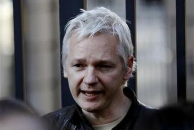 Anonymous Hackers Protest Wikileaks’ Julian Assange Extradition: Revenge Attack Expected
