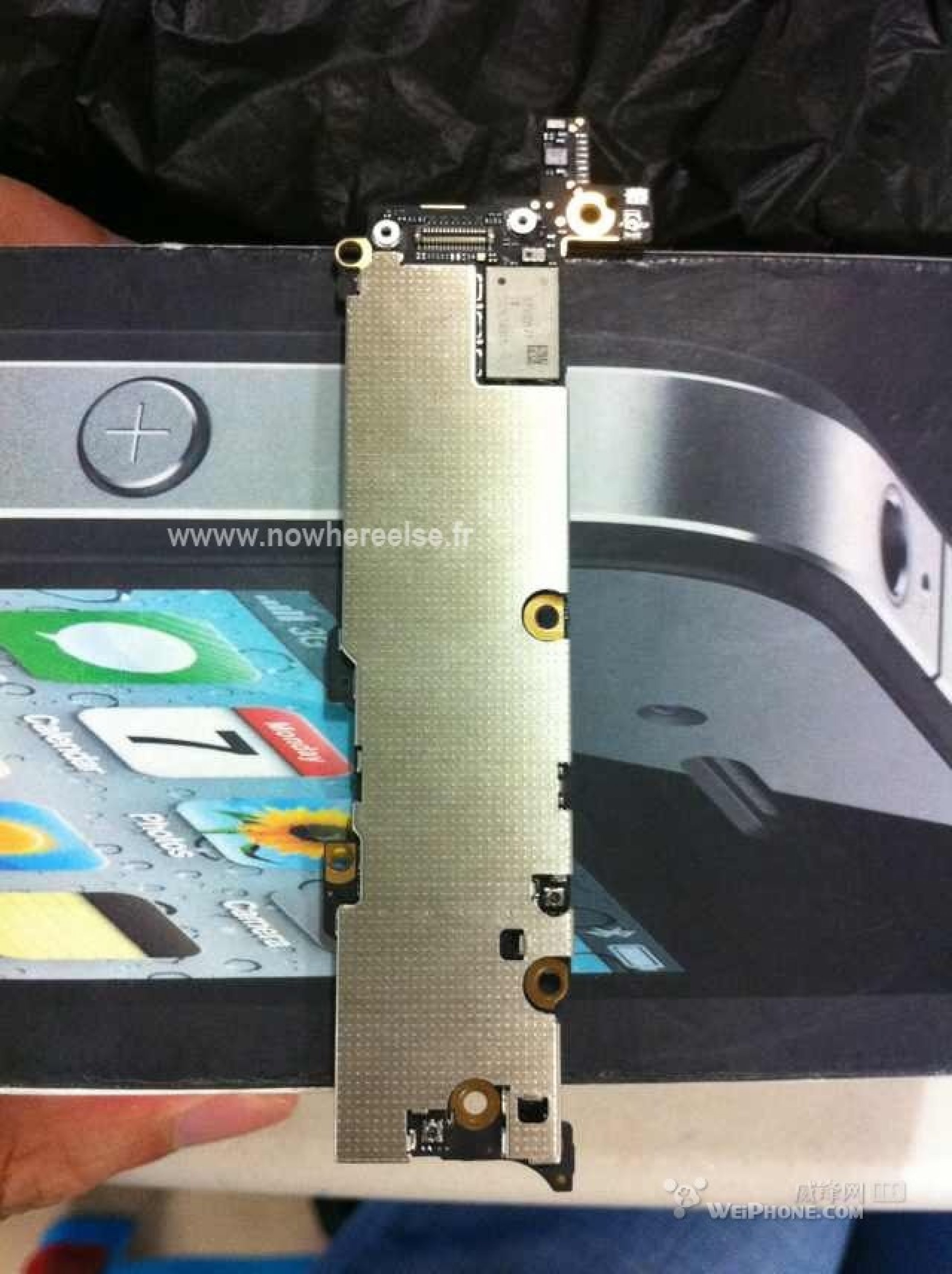 Apple iPhone 5 Features Logic Board Perfectly Fits Previous Specs Rumors, Components PICTURES